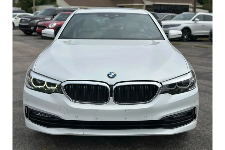 2018 BMW 5 SERIES 530E IPERFO image 7