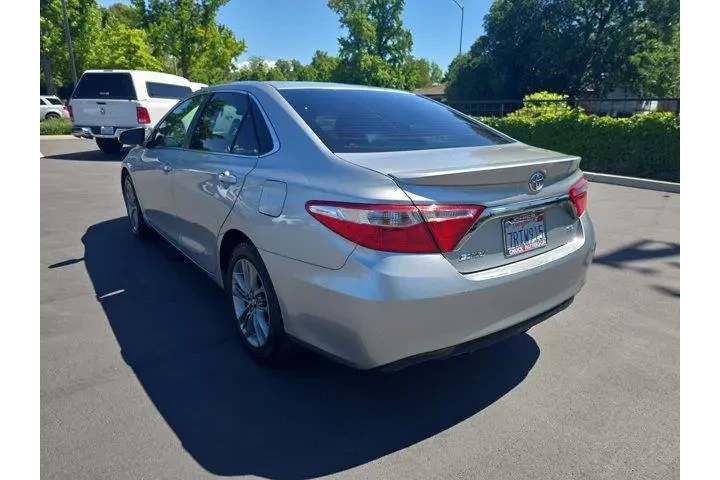 $8995 : Toyota Camry 2016 SE 4dr Sed image 5