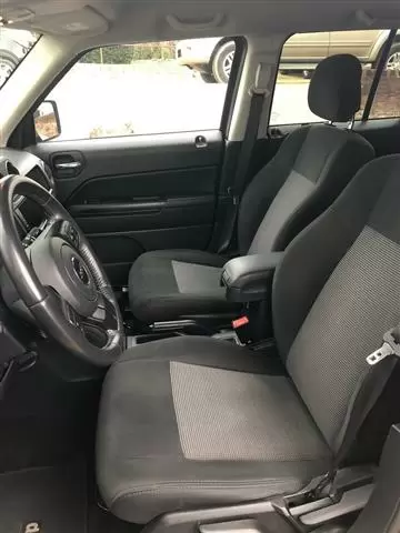 $4500 : 2016 Jeep Patriot LATITUDE image 3