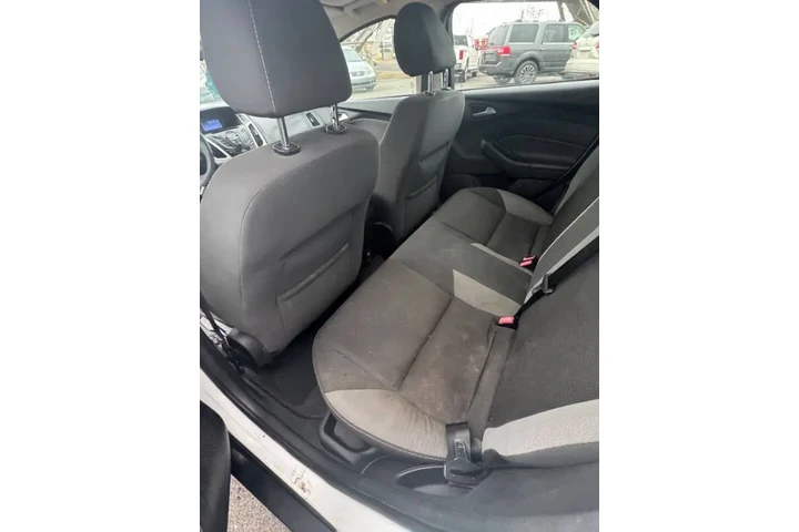 $5495 : 2013 Focus SE image 6