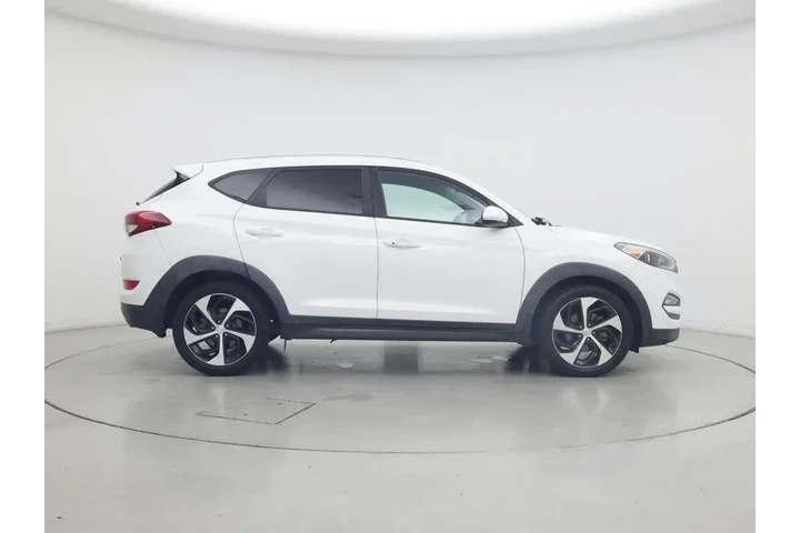 $12599 : Hyundai TUCSON 2016 Sport 4d image 7