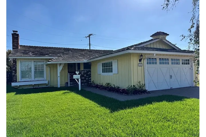 $2050 : 🏠Minutes from LAX✈ & SoFi🏟️ image 1