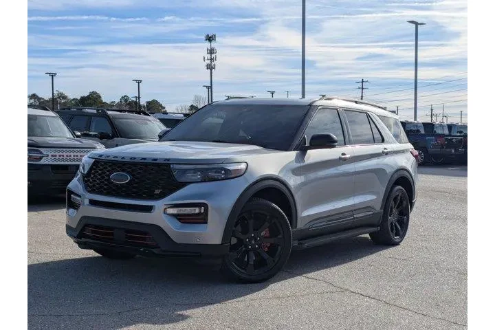 $28495 : Ford Explorer 2021 AWD ST 4d image 1