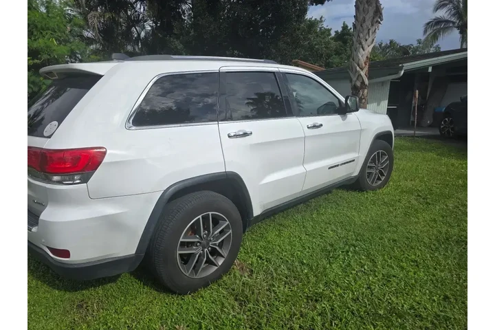 $13672 : Jeep Grand Cherokee 2019 4x2 image 2