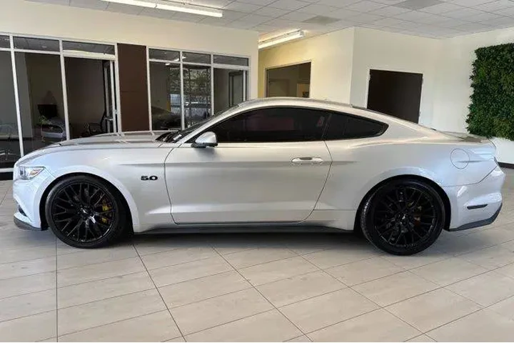 $32340 : Ford Mustang 2017 GT 2dr Fas image 7