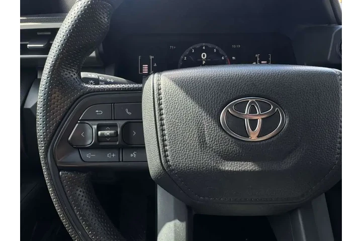 2025 Tacoma SR Double Cab 2WD image 7