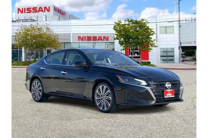 $32940 : Nissan Altima 2025 2.5 SL 4d image 5
