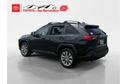 $29999 : Toyota RAV4 2023 XLE Premium thumbnail