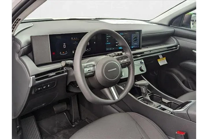 $29124 : Hyundai TUCSON 2025 SEL 4dr image 3