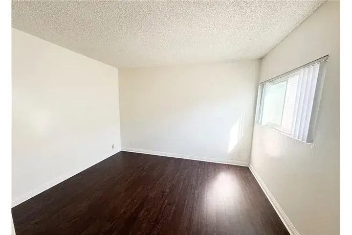 $1100 : Unidad deseable en Buena Park image 2