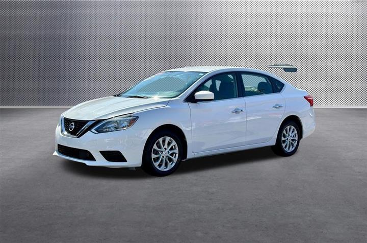 $13881 : 2019 Sentra SV image 3