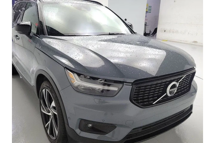 $25998 : Volvo XC40 2022 AWD T5 R-Des image 1