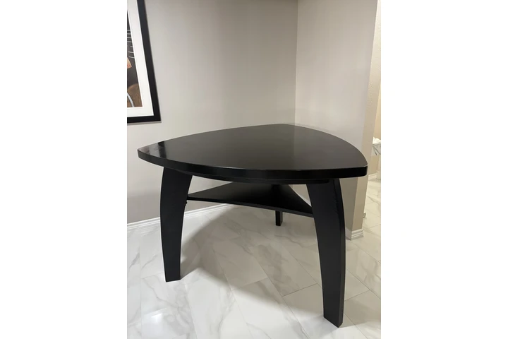 $300 : Juego de comedor image 3