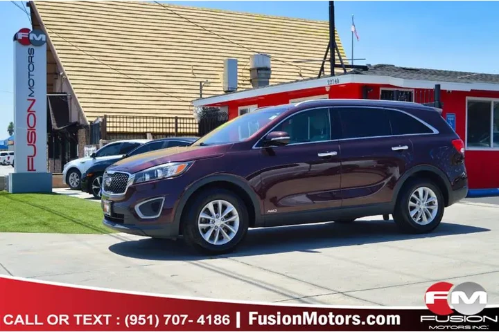 $10995 : Used 2016 Sorento AWD 4dr 2.4 image 1