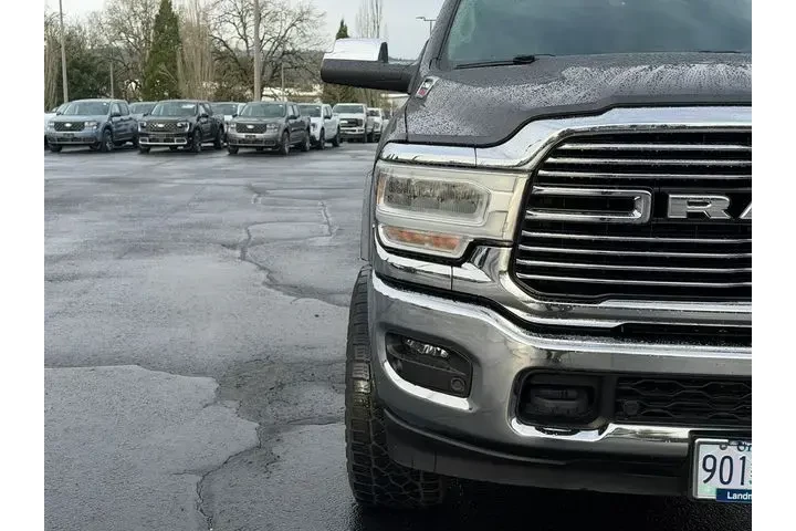 $39800 : Ram 2500 2020 4x4 Laramie 4d image 8