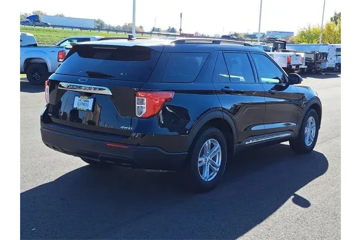 $14336 : Ford Explorer 2021 AWD XLT 4 image 5