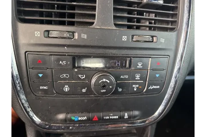 $8533 : Dodge Grand Caravan 2018 GT image 7