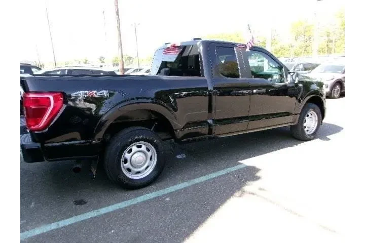 $29996 : Ford F-150 2021 4x4 XL 4dr S image 5