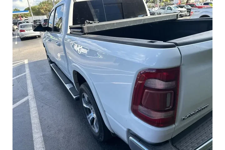 $29691 : Ram 1500 2022 4x2 Laramie 4d image 6