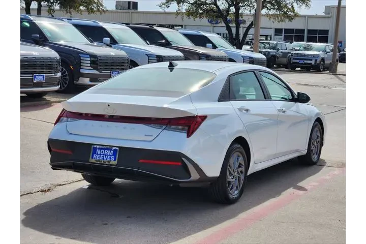 $23200 : Hyundai ELANTRA Hybrid 2025 image 6