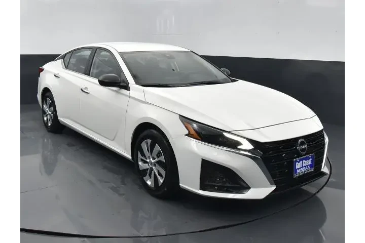 $22991 : Nissan Altima 2025 2.5 S 4dr image 2