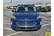 $21900 : Ford Escape 2022 AWD Titaniu thumbnail