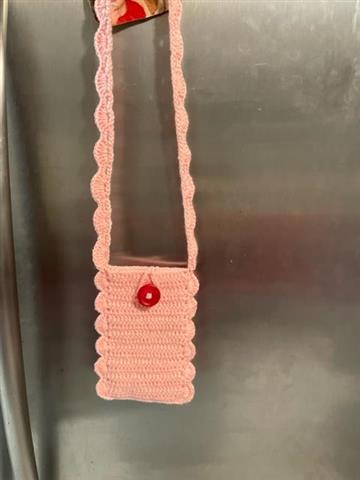 $25 : Bolsos tejidos a crochet image 3