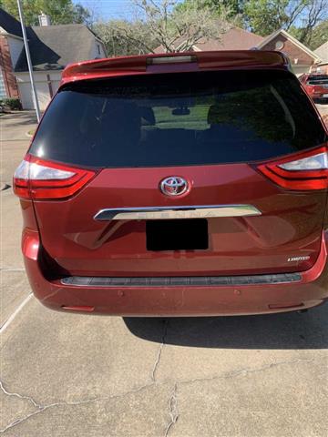 $16500 : 2017 Toyota Sienna Limited image 4