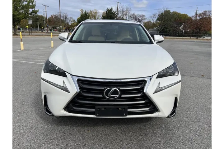 $13900 : 2015 NX 200t image 4