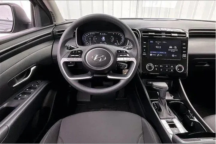 $25490 : Hyundai TUCSON 2024 SE 4dr S image 4