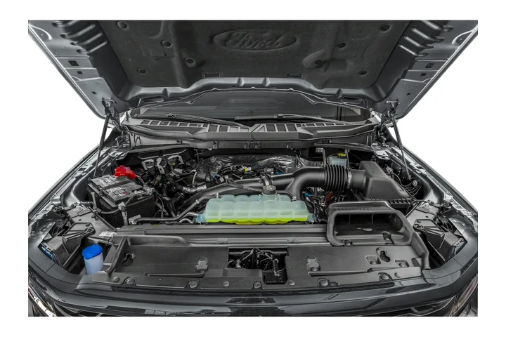 2025 F-150 XLT image 9