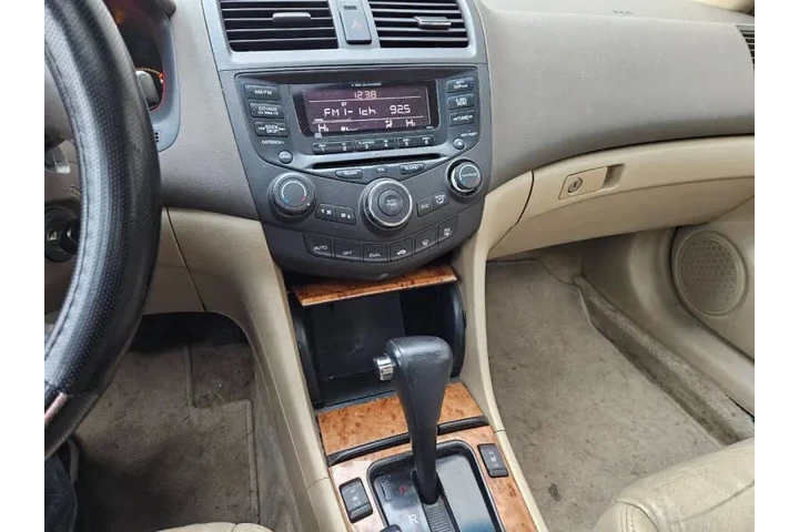 $1999 : 2004 Accord EX V-6 image 10