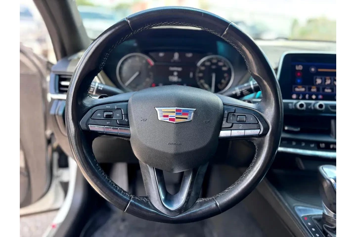 2021 CT4 Luxury image 10