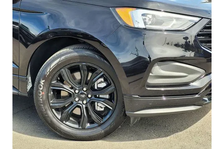 $22999 : Ford Edge 2022 AWD SE 4dr Cr image 5