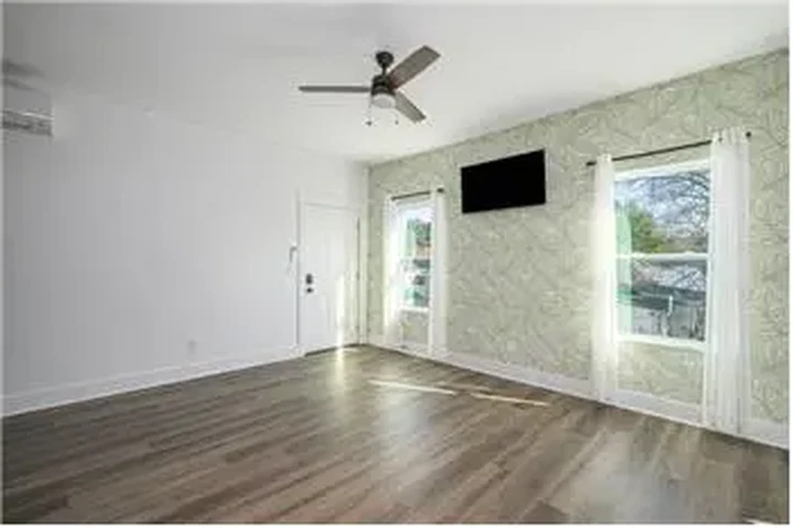 $1850 : Rental property with 2 bedro image 6