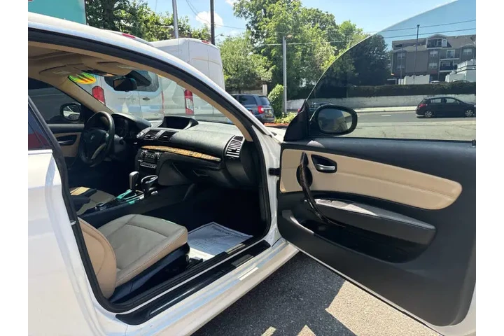 $7999 : 2011 BMW 1 Series 128i image 8