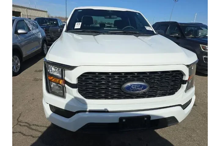 $27999 : Ford F-150 2023 4x2 XLT 4dr image 2