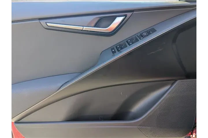 $25989 : Kia Niro 2026 LX 4dr Crossov image 9