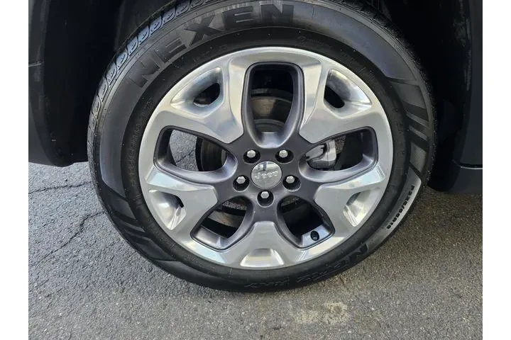 $16998 : Jeep Compass 2021 Limited 4d image 9