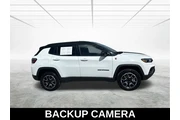 $19074 : Jeep Compass 2024 4x4 Trailh thumbnail