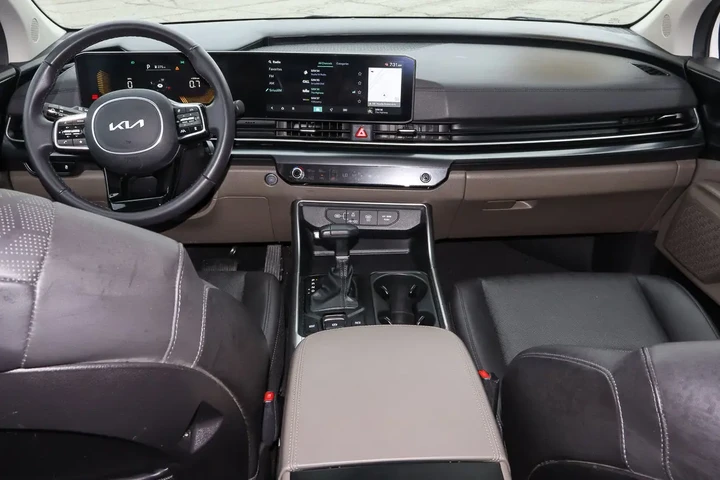 $34988 : 2025 Carnival LXS FWD image 10