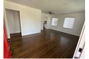 $2000 : Spacious 2 Bed House in LA thumbnail
