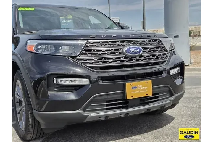 $38995 : Ford Explorer 2023 AWD XLT 4 image 2