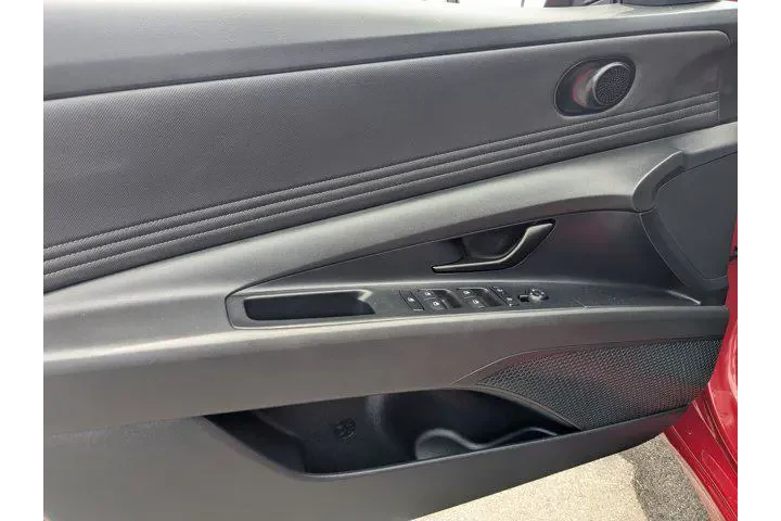 $22292 : Hyundai ELANTRA 2025 SEL Spo image 8