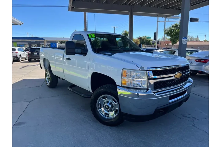 2013 Silverado 2500HD Work Tr image 3