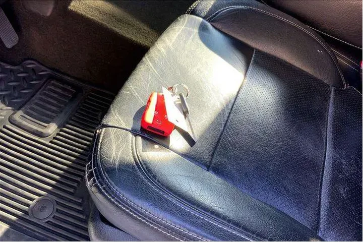 $37985 : Chevrolet Silverado 2500HD 2 image 10