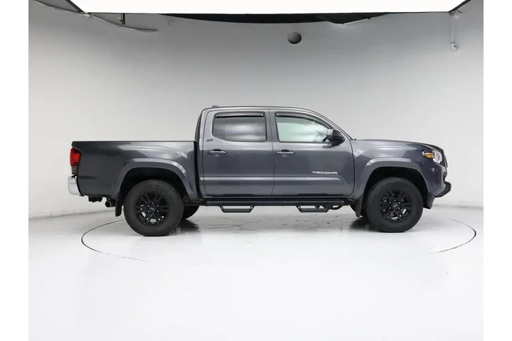 $34998 : Toyota Tacoma 2020 4x4 SR5 V image 7