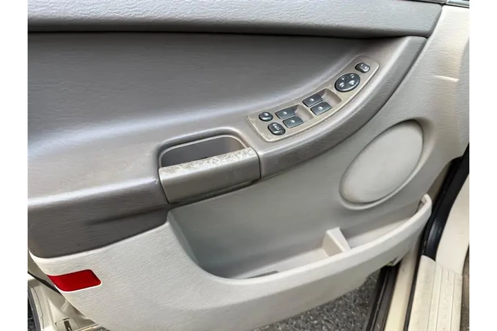 $5999 : 2006 Pacifica image 10