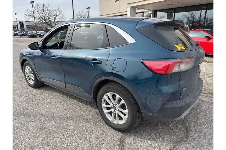 $13500 : Ford Escape 2020 SE 4dr SUV image 8