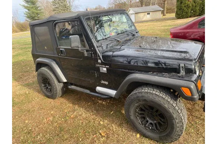 $6995 : Jeep Wrangler 1998 2dr SE 4W image 5